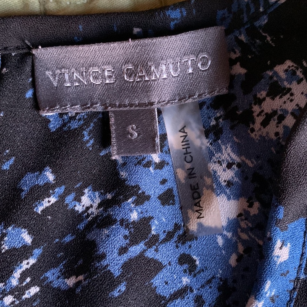 Vince Camuto Black, Blue, White Sleeveless Blouse Size Small - Picture 6 of 11
